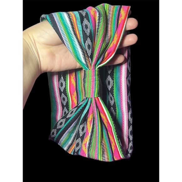 Bohemian Tribal Print Knotted Headband - Picture 5 of 11